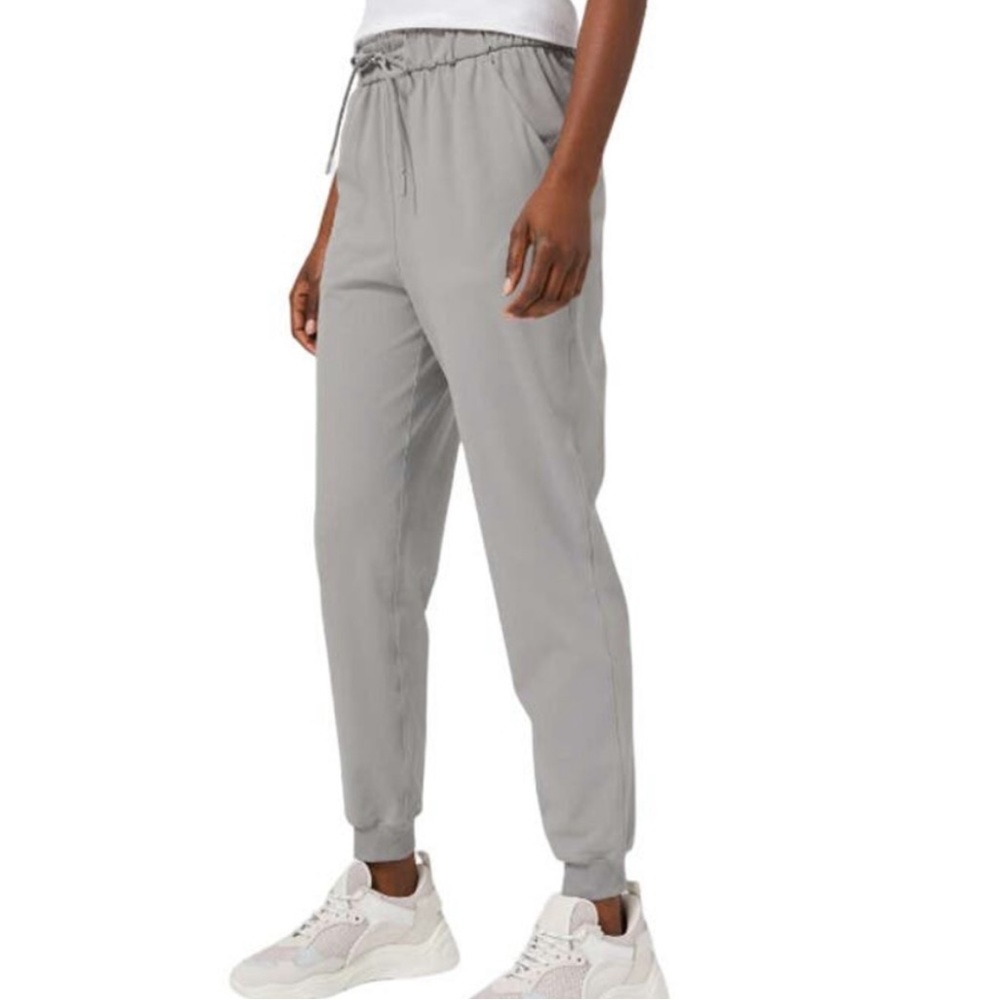 Lululemon Keep Moving Luxtreme High Rise Jogger in Rhino Grey Size 14